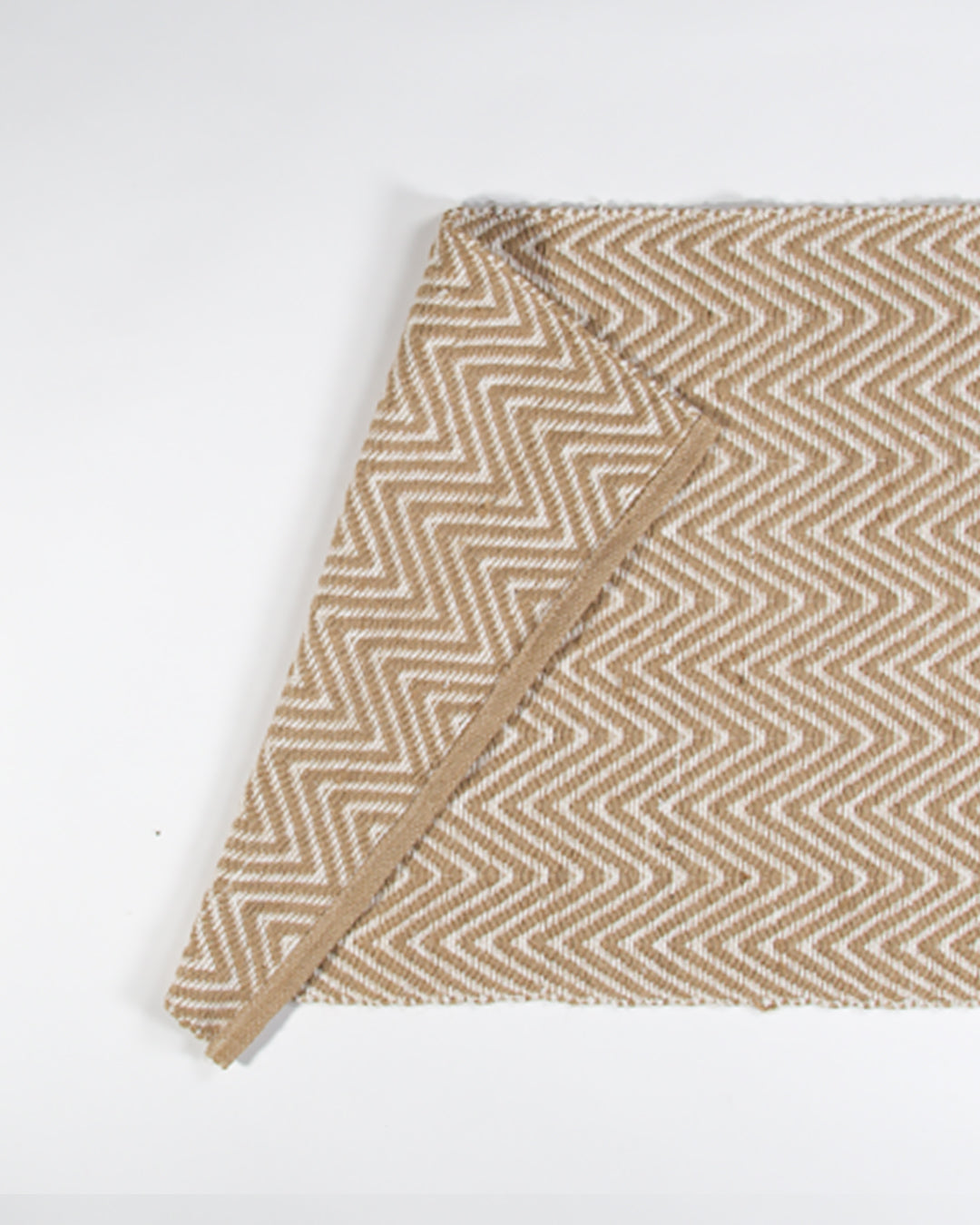 Jute and Cotton Thread Mat, Natural, Wavey Zig Zag Pattern, 60x90cm