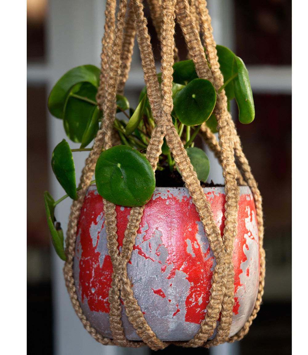 Macrame pot hanger jute