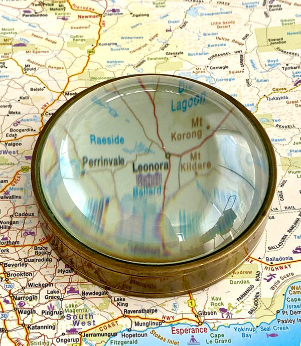 Desktop Magnifying Glass & Paper Weight - Fair Go Trading
