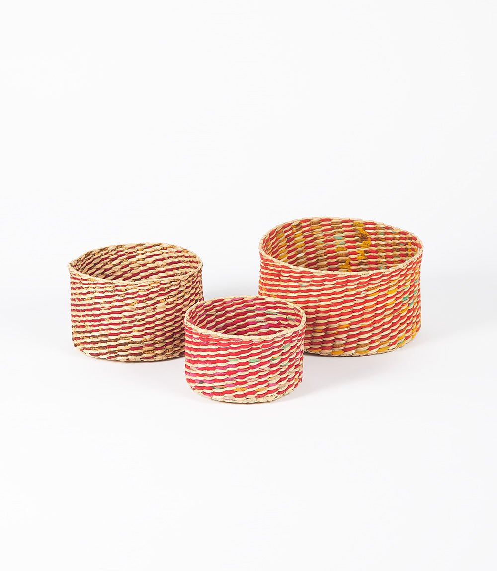Multi-coloured Recycled Saree &amp; Pathi Grass Baskets – Set of 3