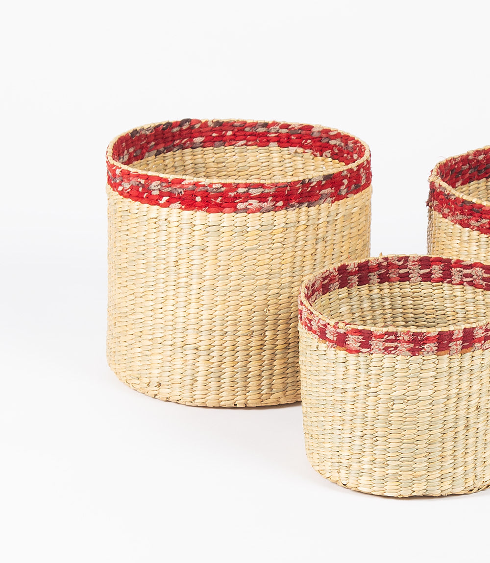 Recycled Sari Rim Pathi Grass Baskets – Set of 3