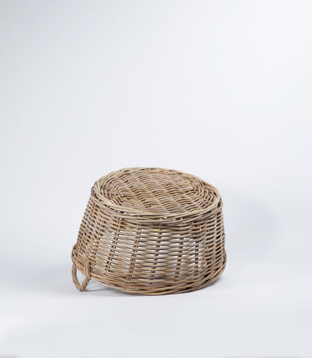 Kubu Rattan Oval Washing Basket