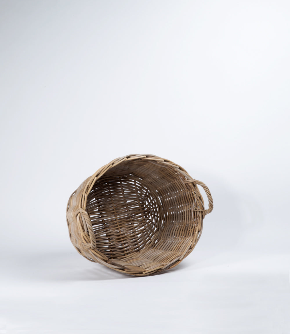 Kubu Rattan Oval Washing Basket